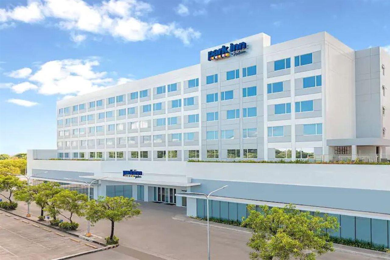 Park Inn By Radisson Баколод Экстерьер фото