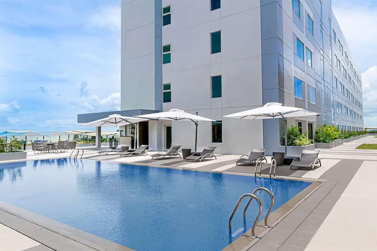 Park Inn By Radisson Баколод Экстерьер фото