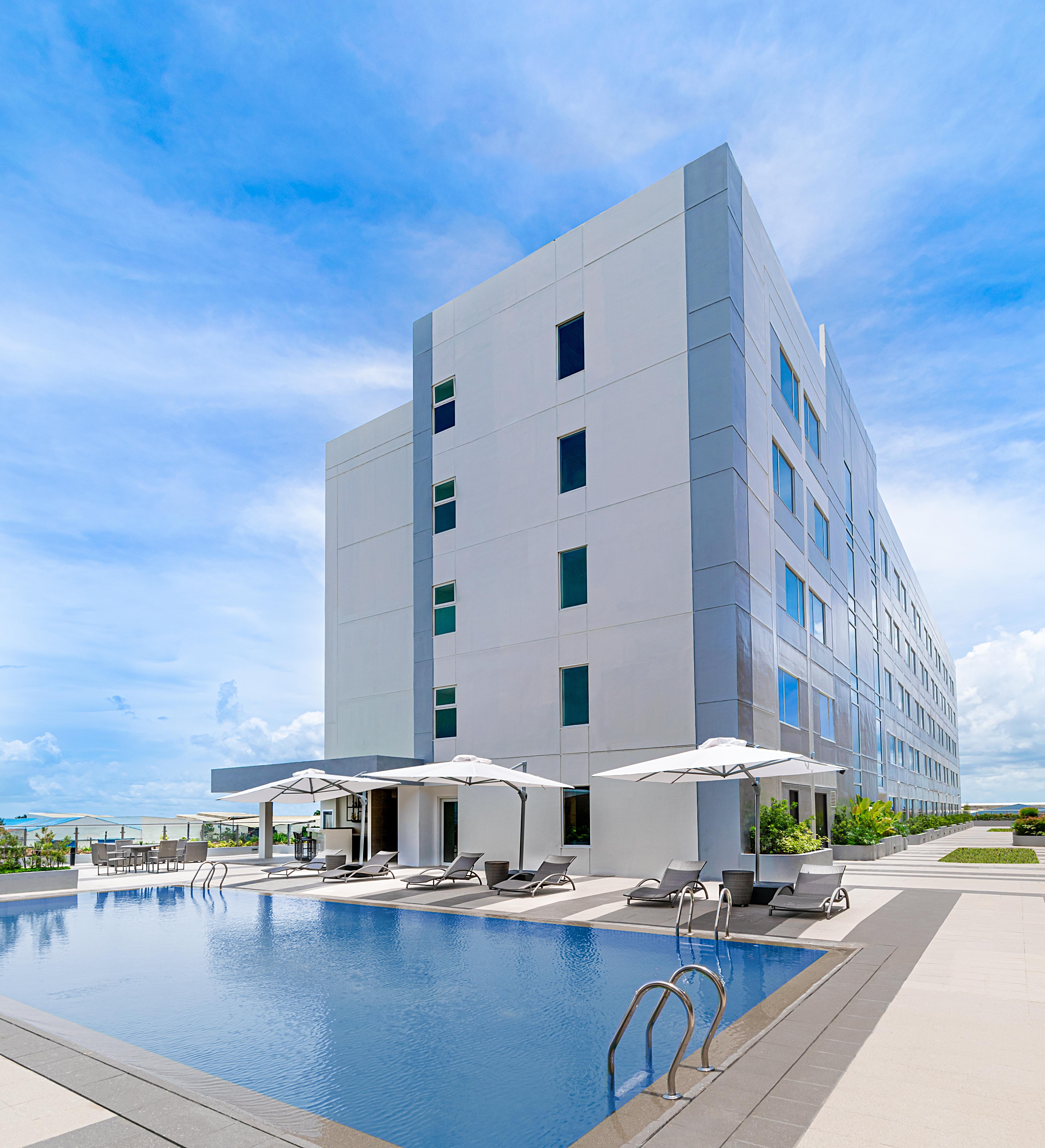 Park Inn By Radisson Баколод Экстерьер фото